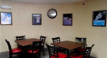 וובסטר Econo Lodge At Nasa מראה חיצוני תמונה